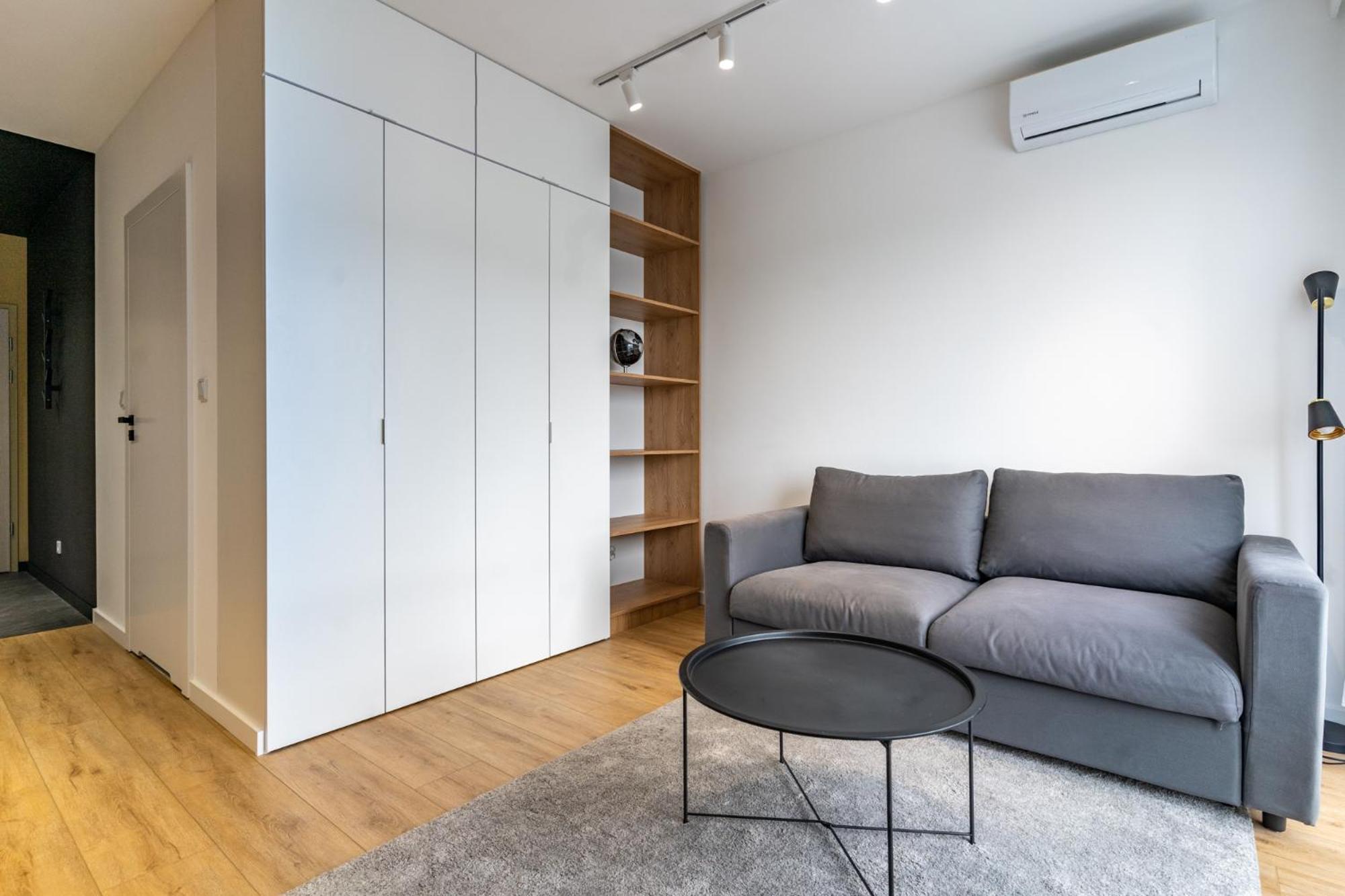 Szurmana Modern Apartment